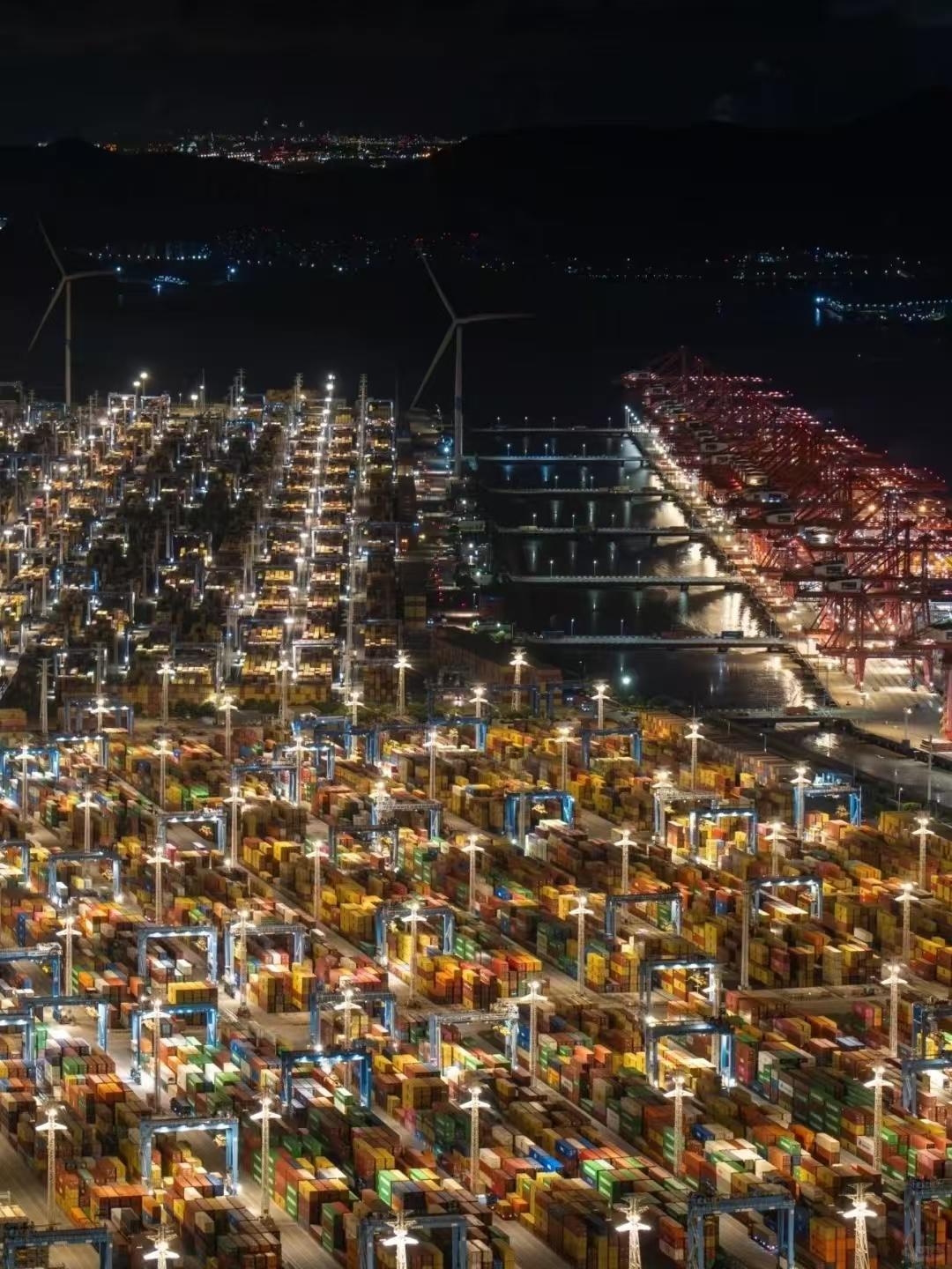 海运市场动态：运价波动与航线结构再平衡